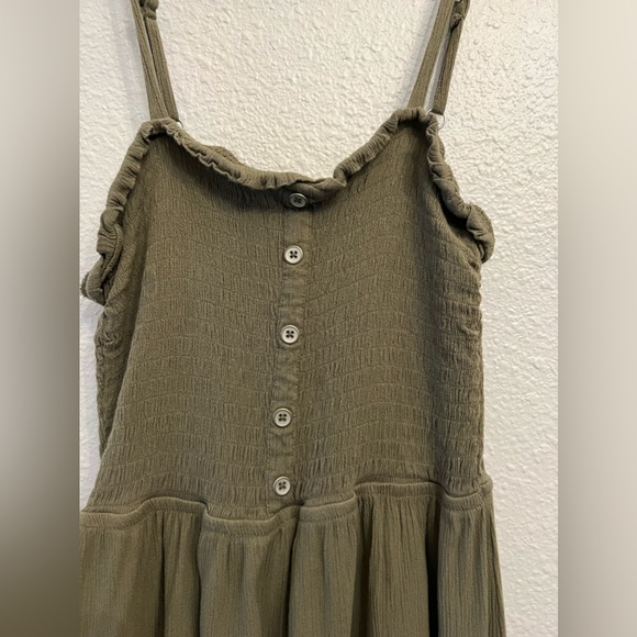 Bundle & Save - Wild Fable romper green size large - Picture 3 of 5